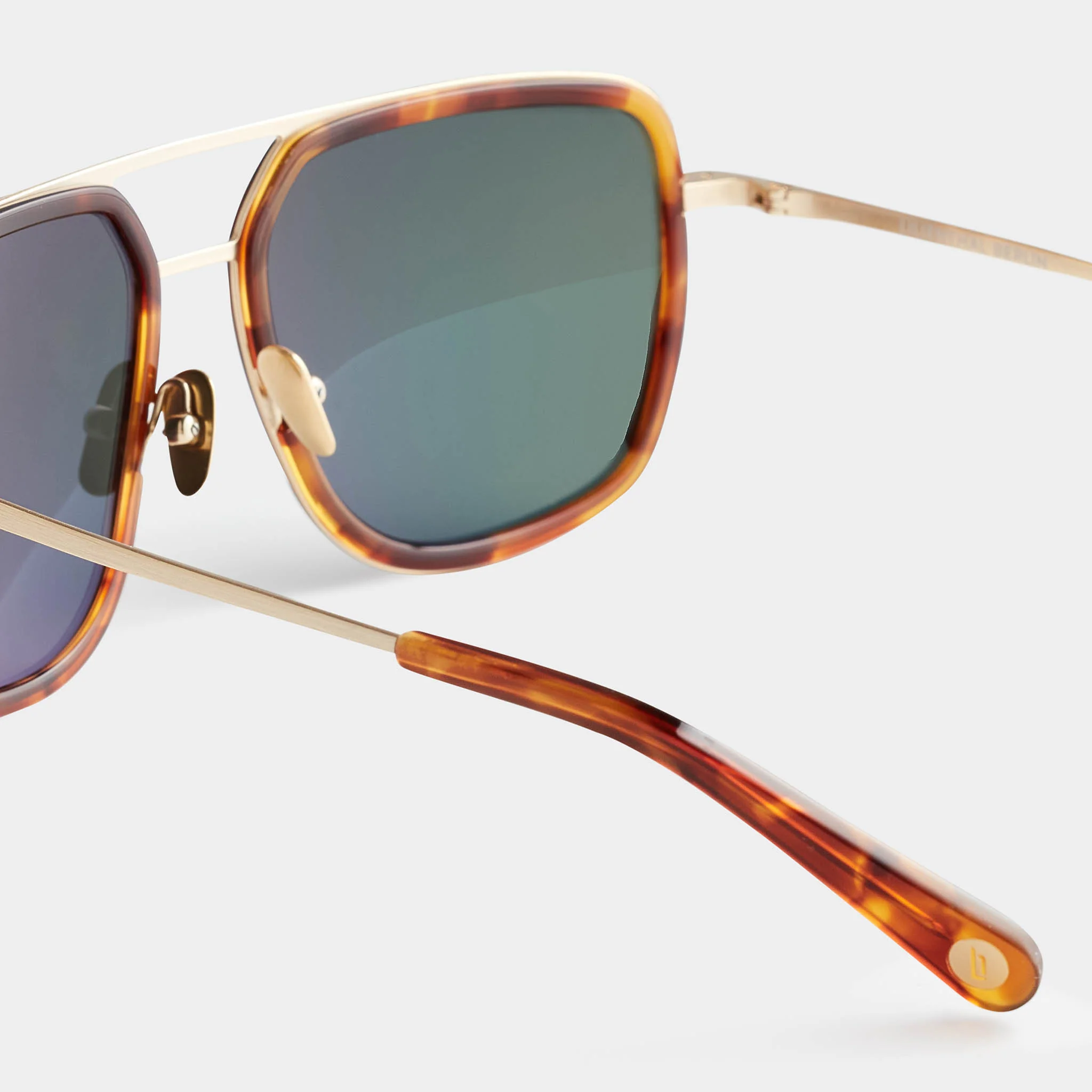 Aero Funk – Brushed Gold Brown / Green - Image 6