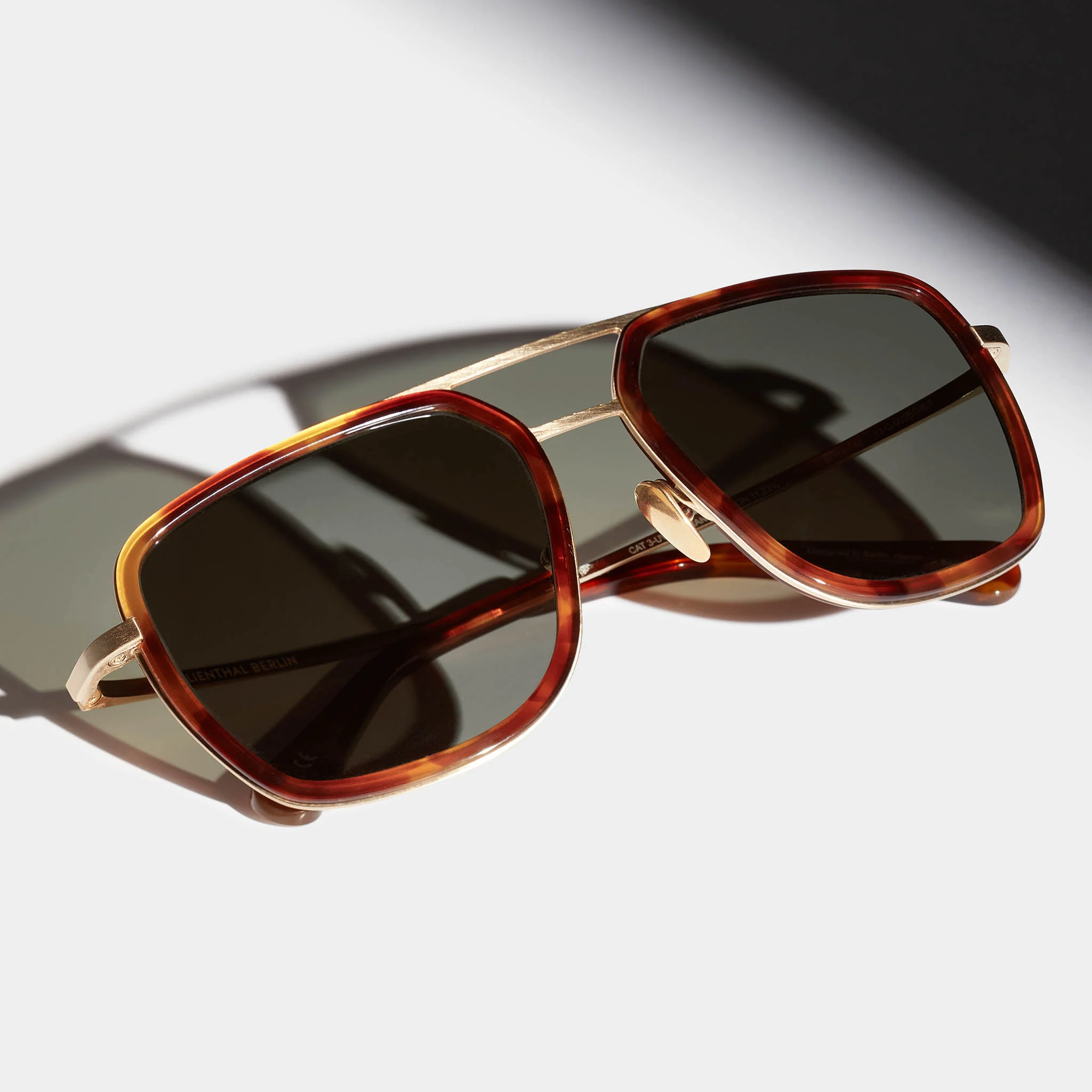 Aero Funk – Brushed Gold Brown / Green - Image 9