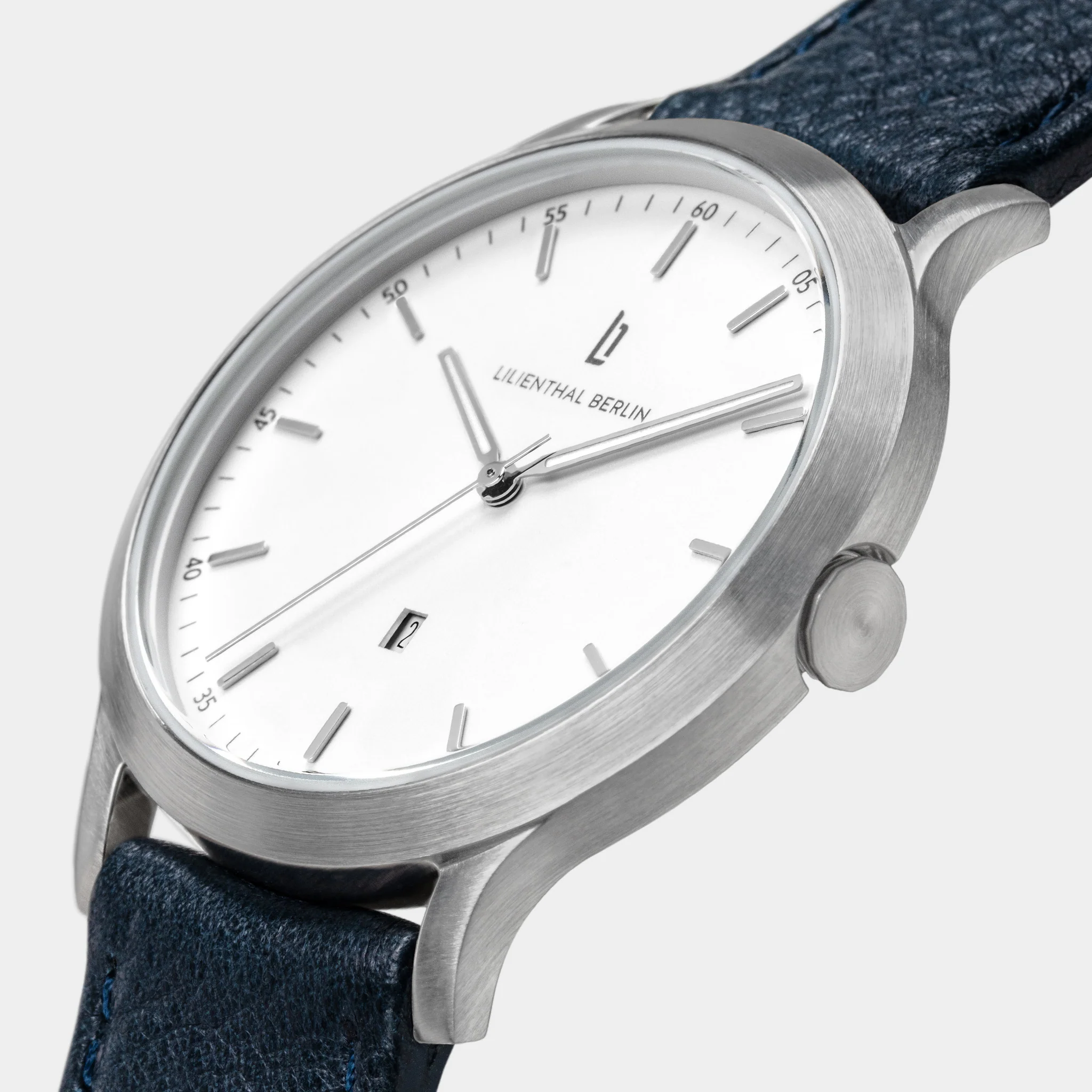 Huxley – Silver White - Image 2