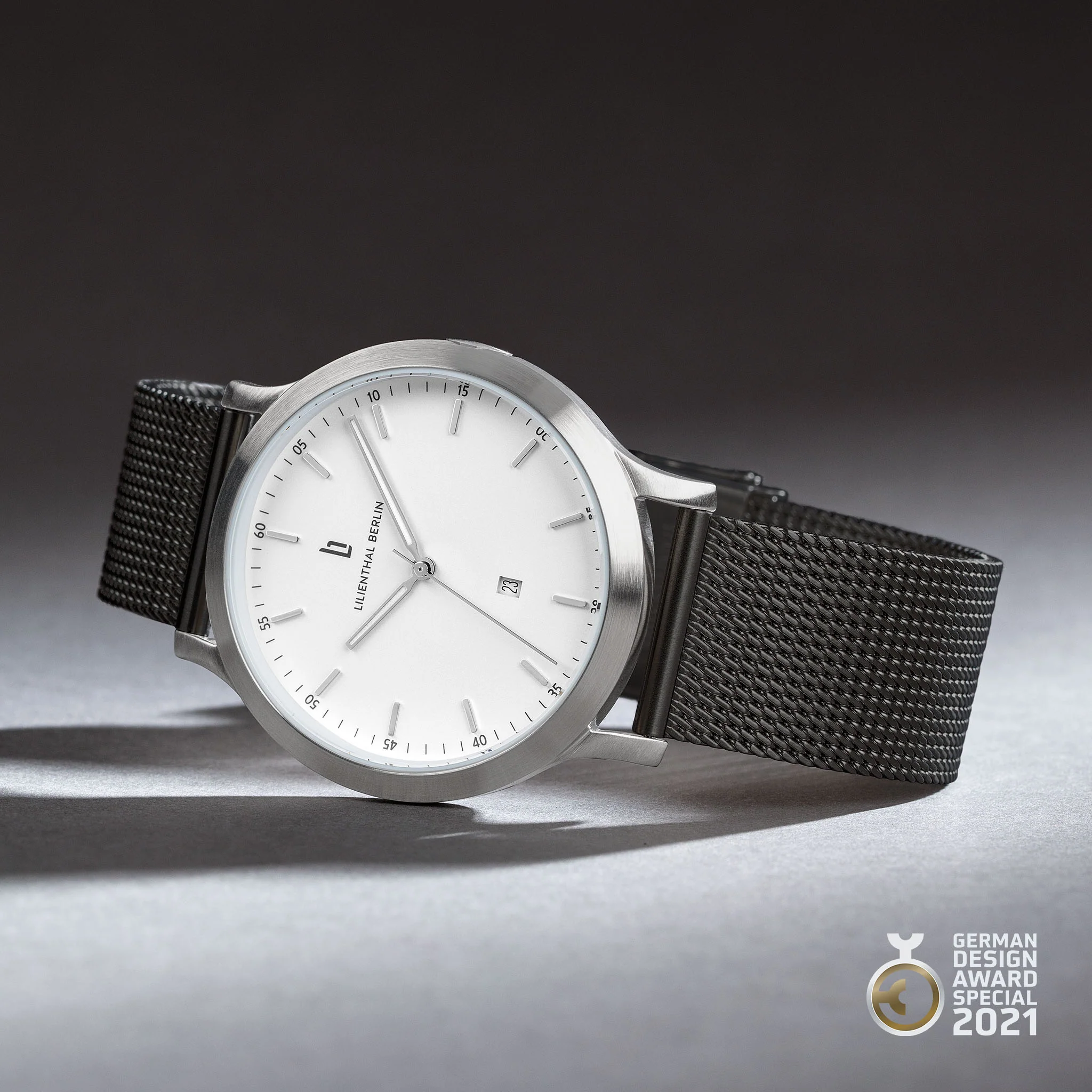 Huxley – Silver White - Image 3
