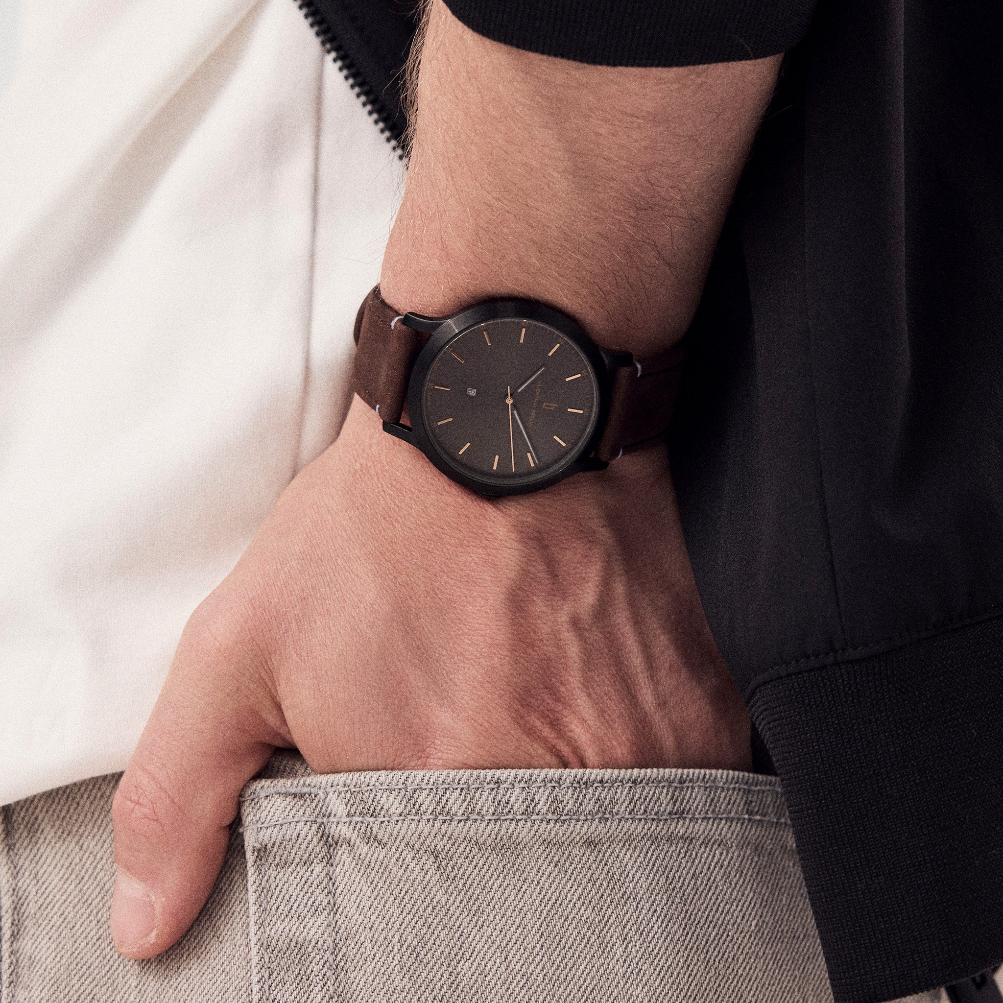 Huxley – Black Bronze - Image 10