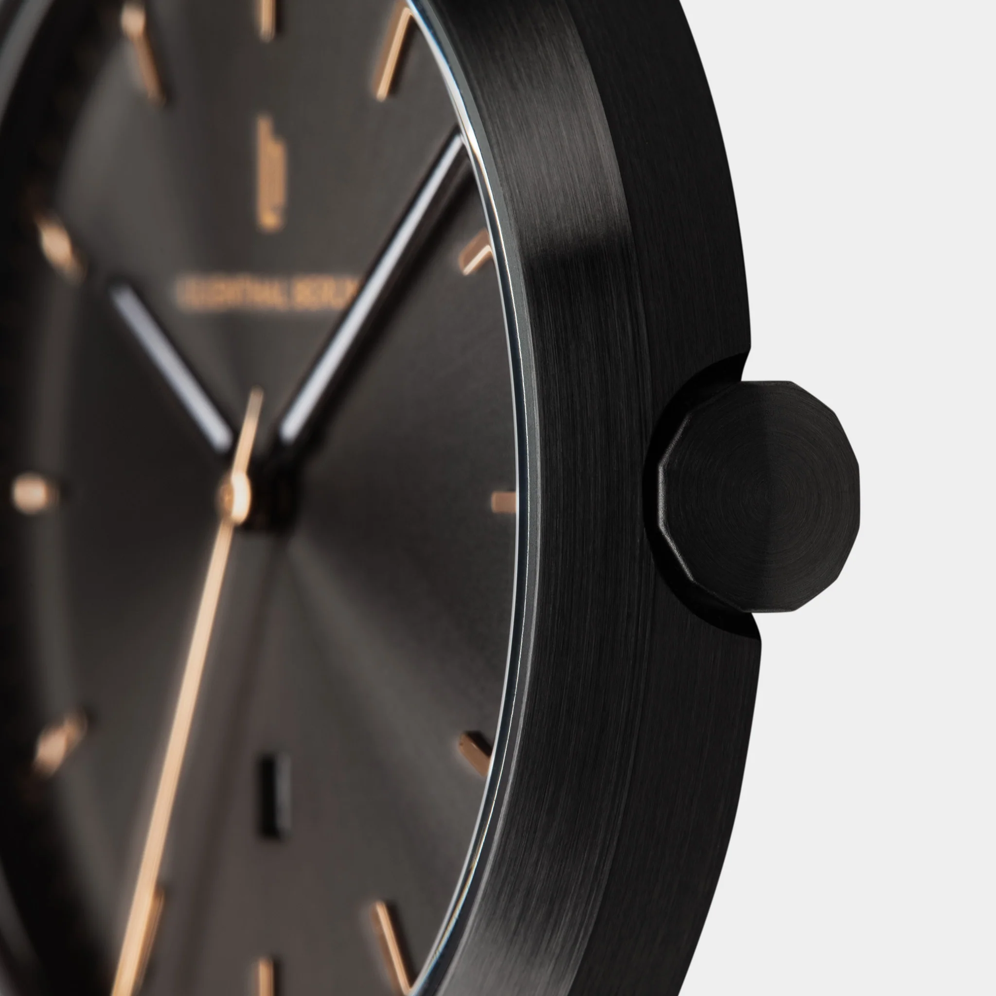 Huxley – Black Bronze - Image 5