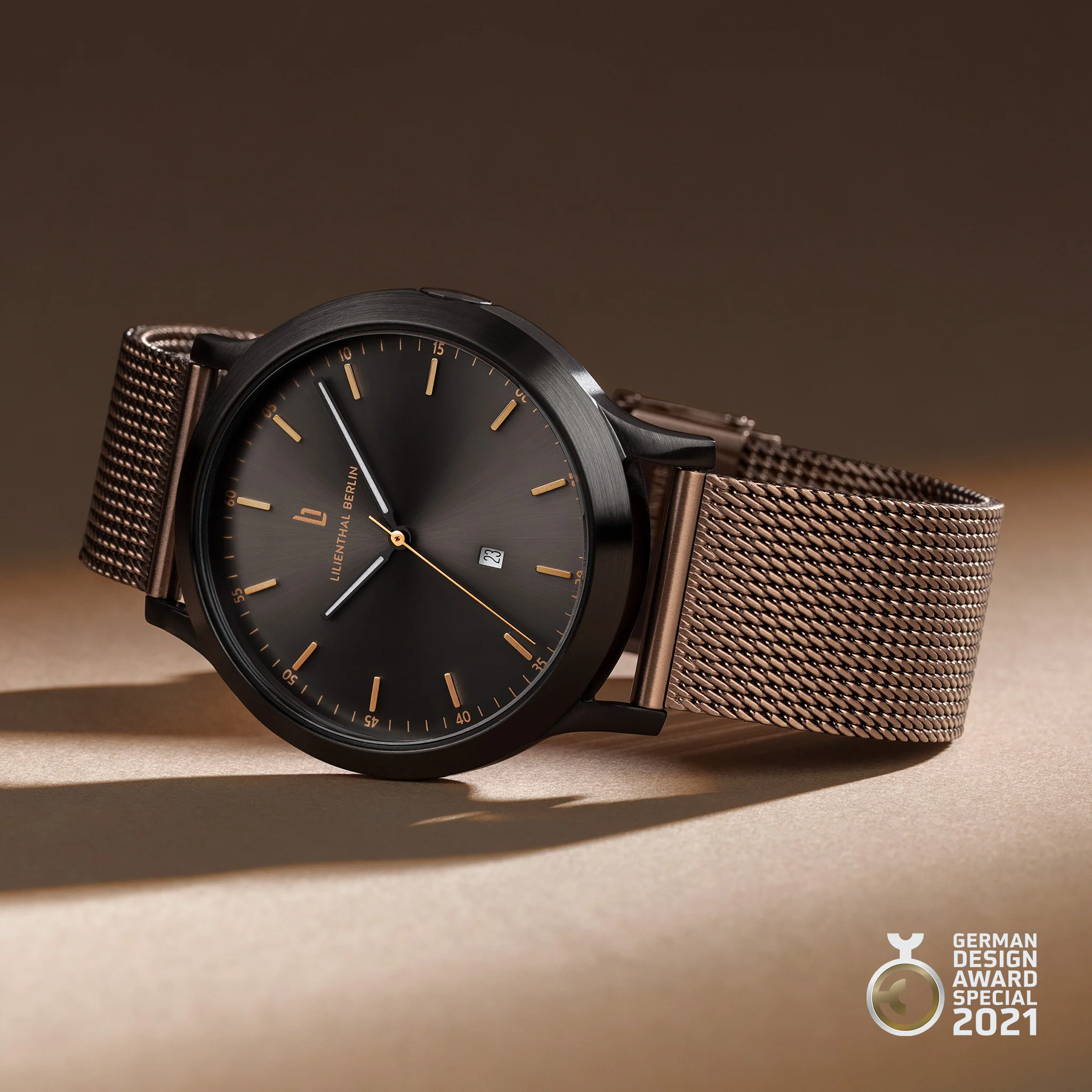 Huxley – Black Bronze - Image 3