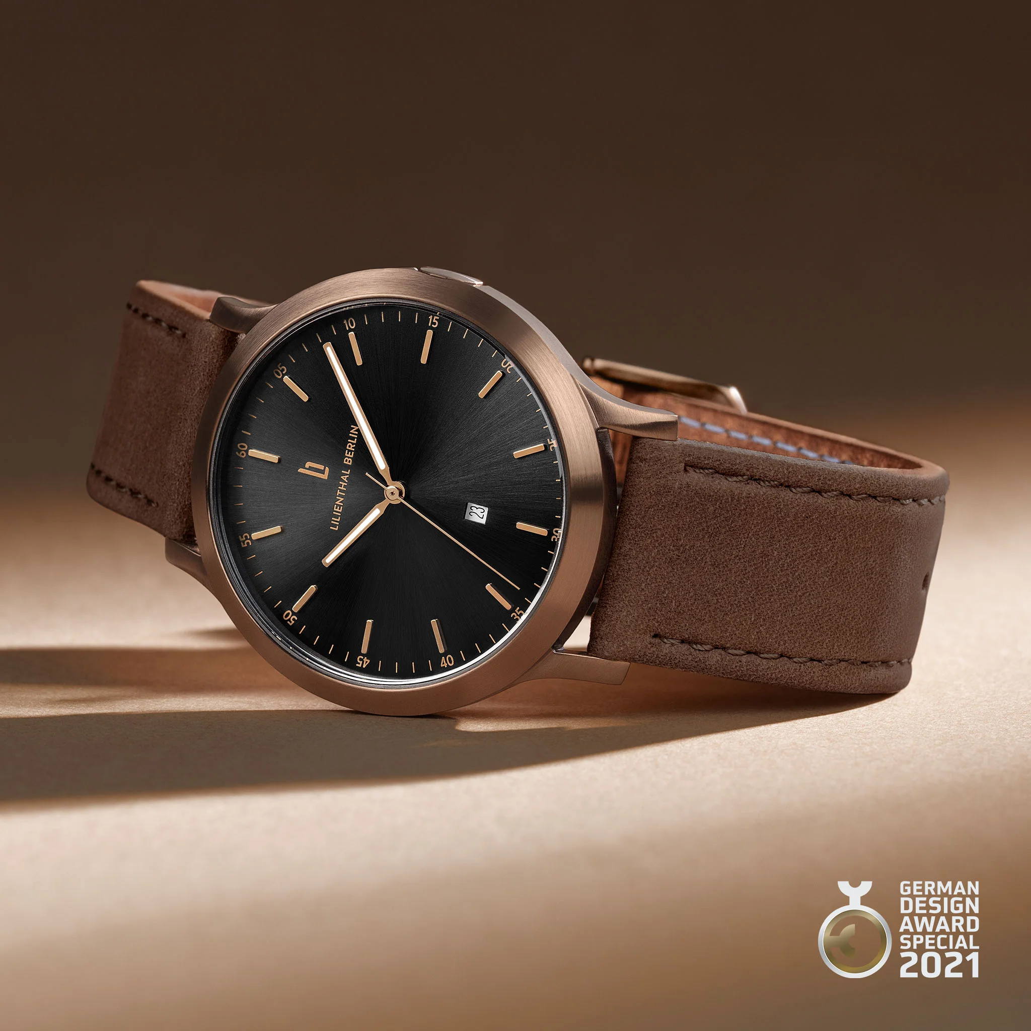 Huxley – Bronze Black - Image 3