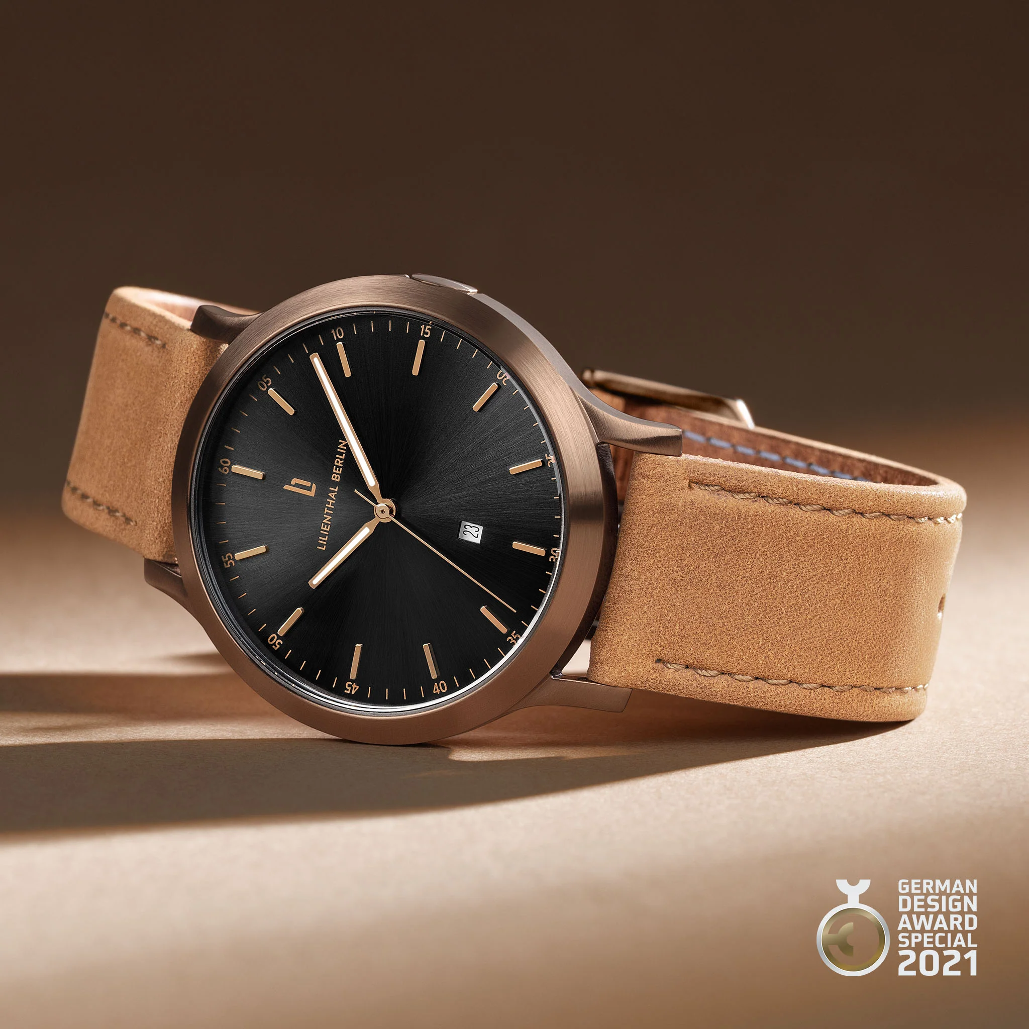 Huxley – Bronze Black - Image 3