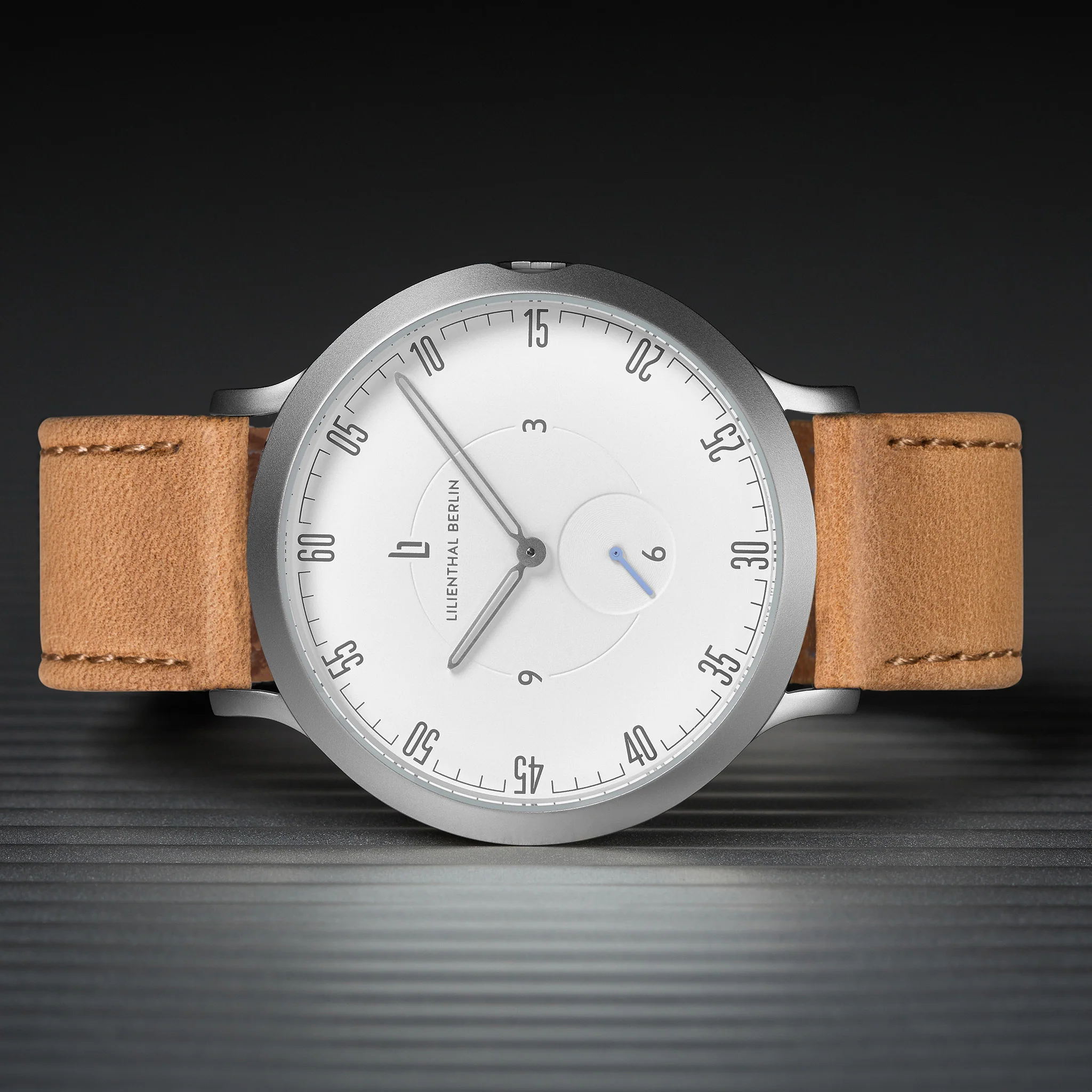 Lilienthal 1 – Silver White - Image 3