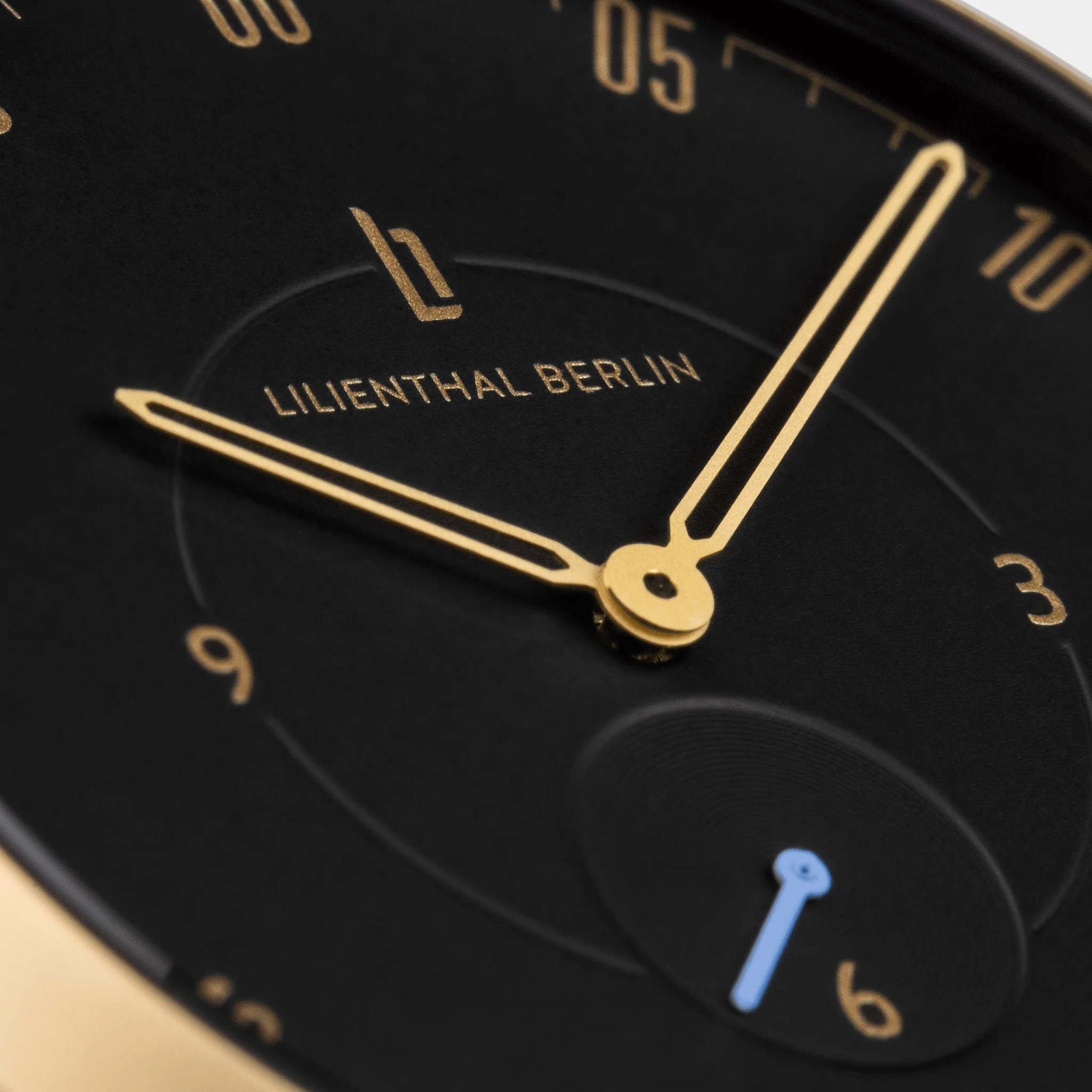 Lilienthal 1 – Gold Black - Image 4