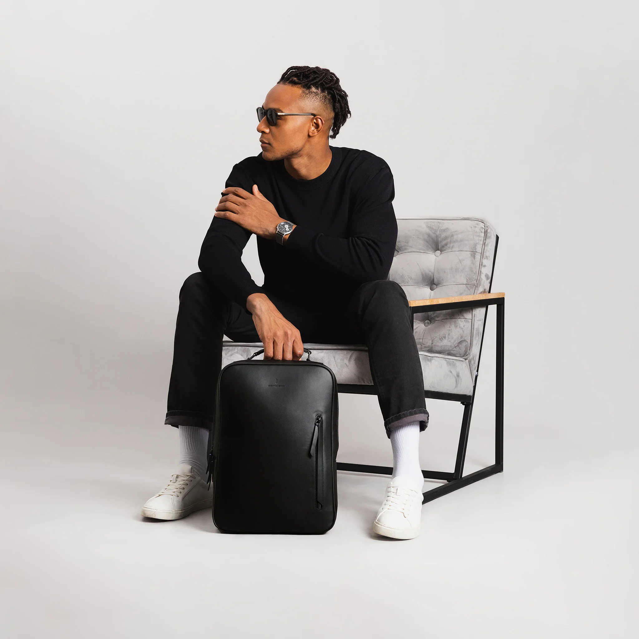 Virtuoso Minimalist Backpack – Black - Image 5