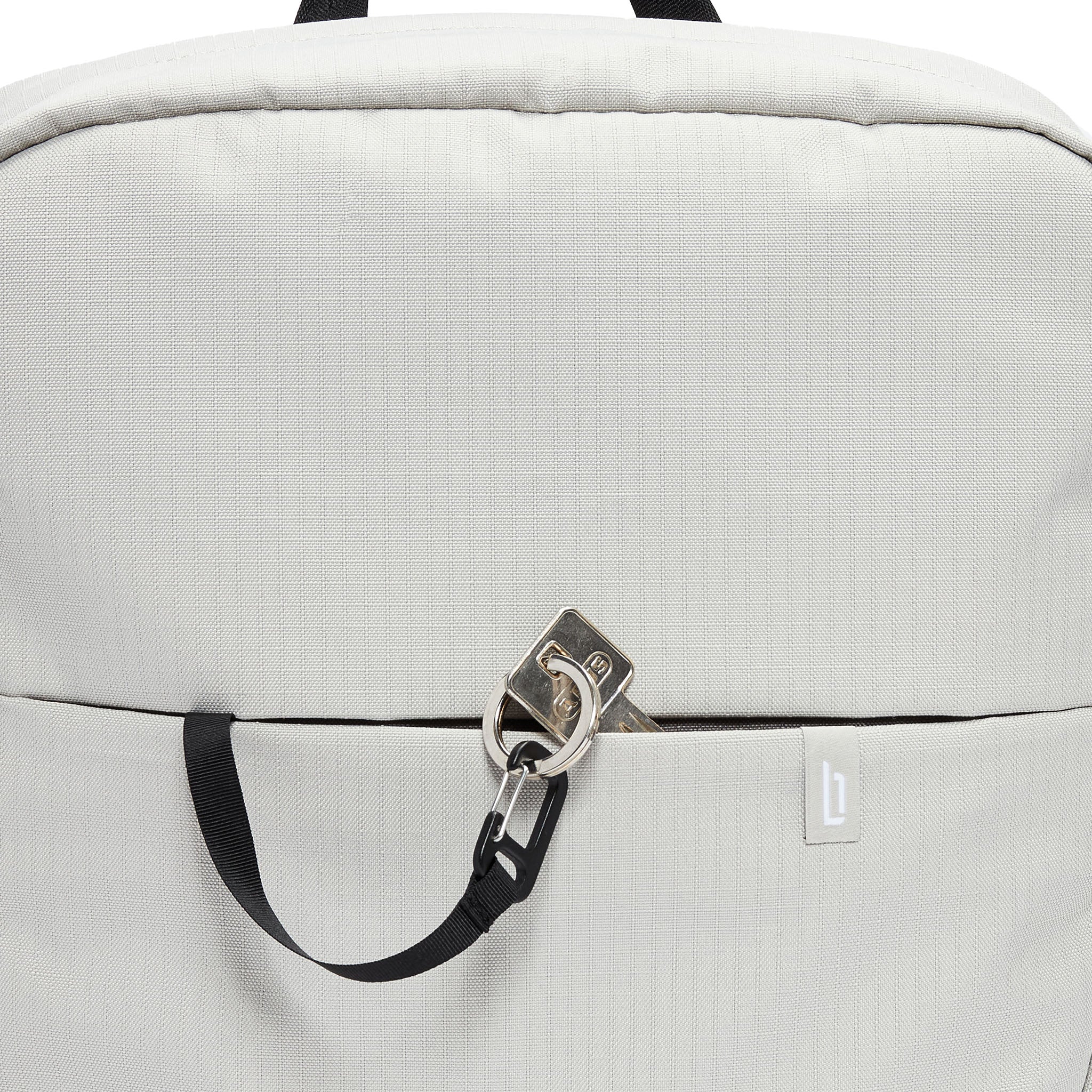 Urbaneer 3-in-1 Daypack – Chalk - Image 5