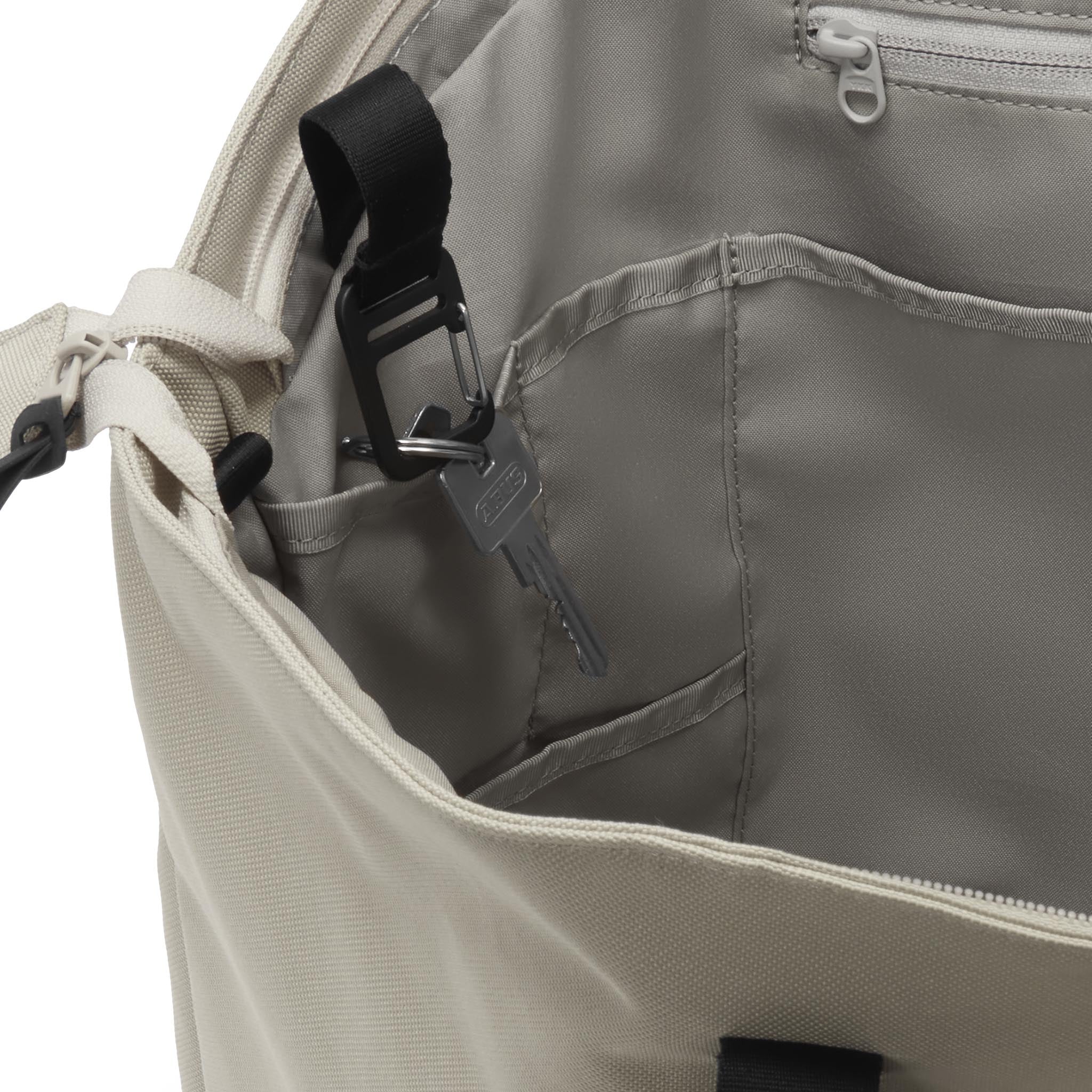 Urbaneer Tote Bag Utility+ – Beige - Image 9